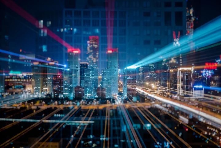 Wpływ Samochodów Elektrycznych na Systemy Inteligentnych Miast